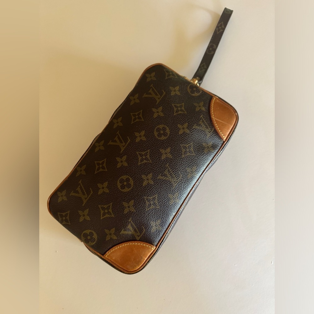 Classic Louis Vuitton Monogram Wristlet — Vintage 1988 (TH 884) - Picture 6 of 16